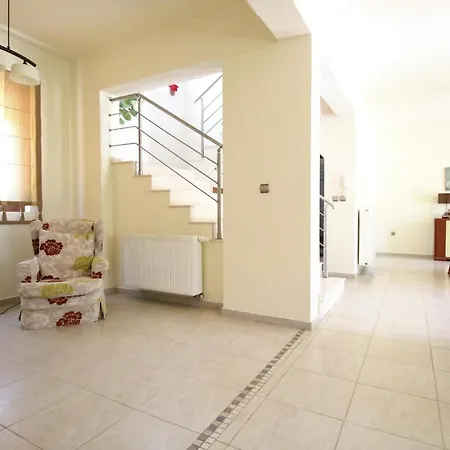 Cheerful Villa Filerimos Villa